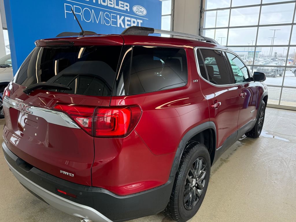 Used 2019 GMC Acadia SLT image 2