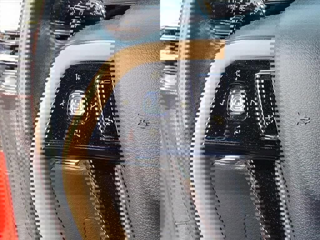 Used 2020 Lincoln Corsair Reserve w/ Equipment Group 202A image 18