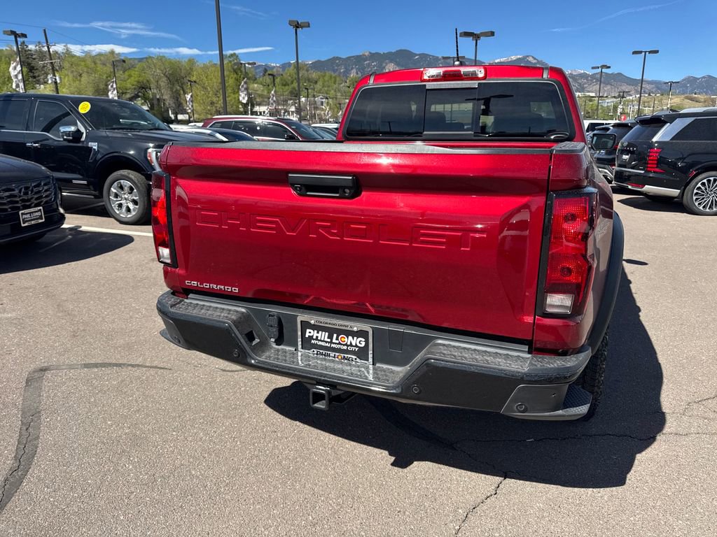 Used 2025 Chevrolet Colorado Trail Boss image 13