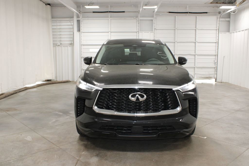 Used 2023 INFINITI QX60 Luxe w/ Cargo Package AWD/4WD image 3