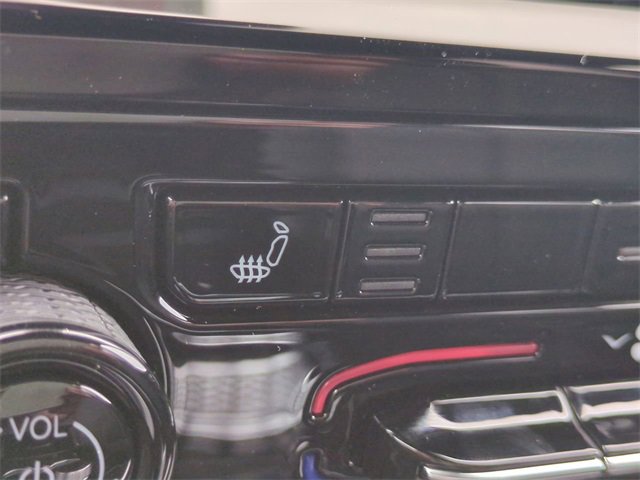 New 2025 Jeep Grand Cherokee Limited w/ Trailer Tow Package image 23