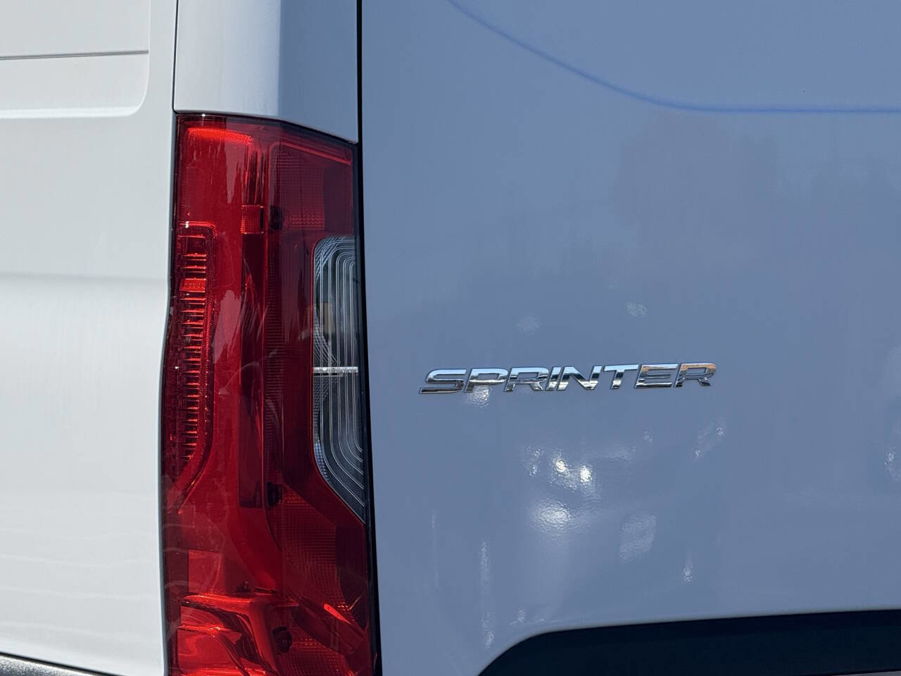 Used 2023 Mercedes-Benz Sprinter 2500 image 22