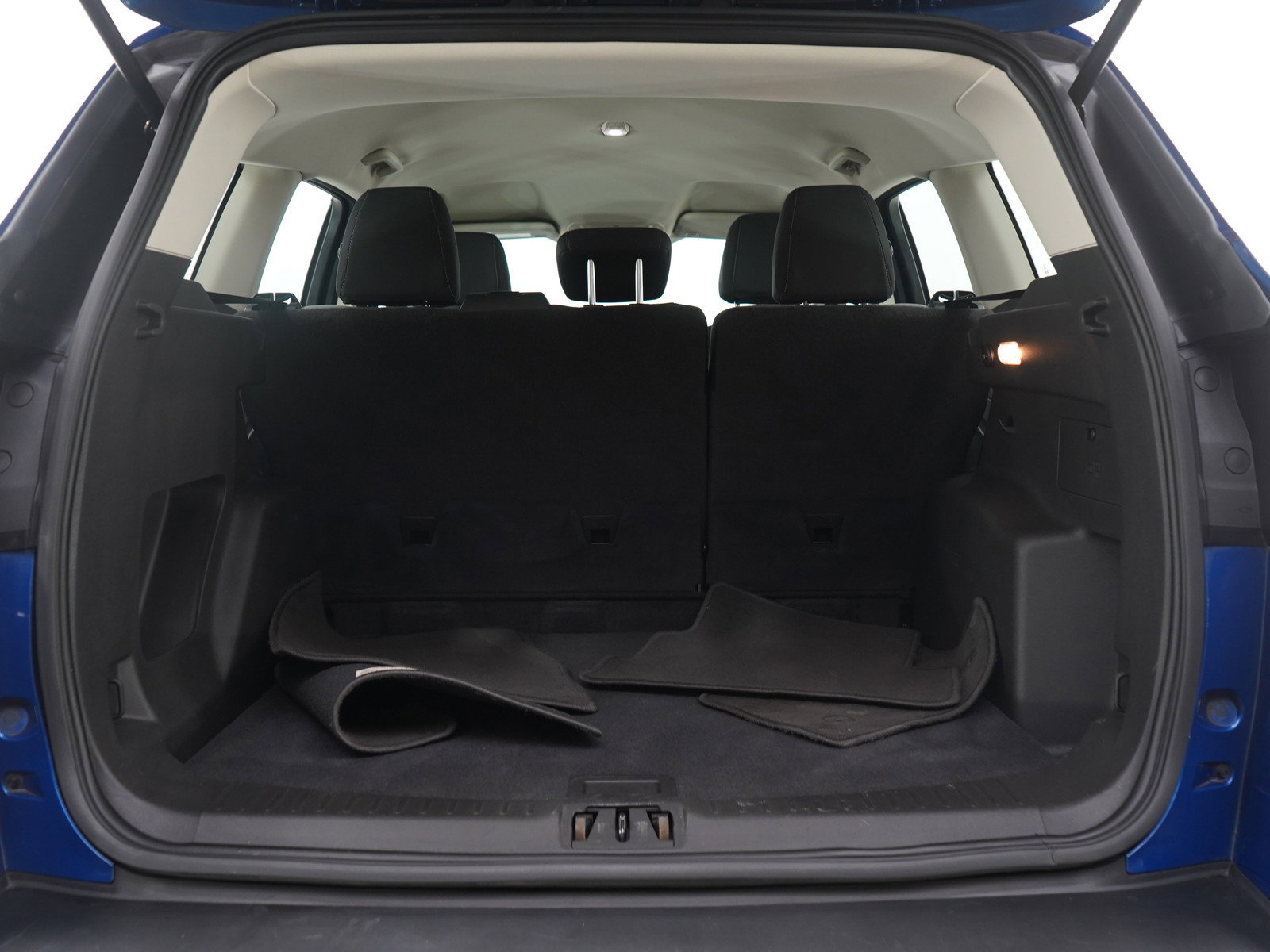 Used 2017 Ford Escape S FWD image 17