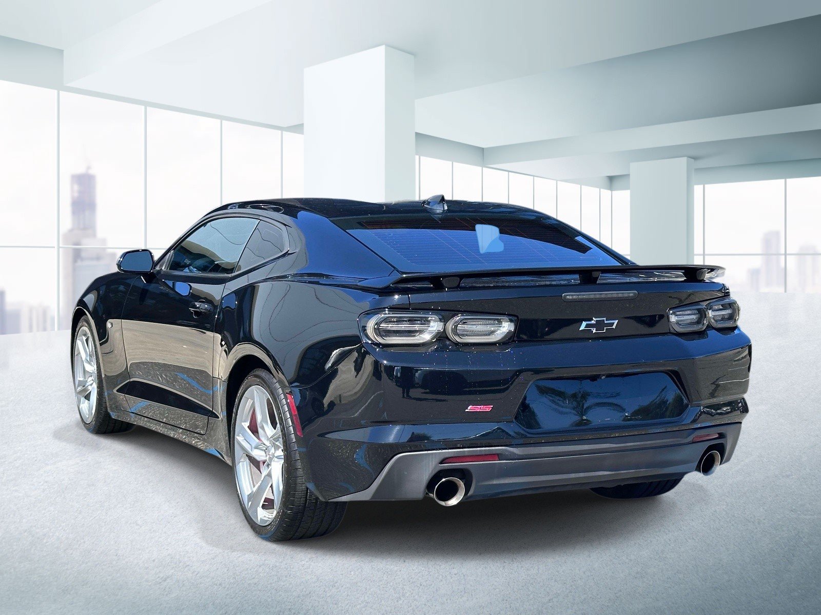 Used 2020 Chevrolet Camaro SS RWD image 3