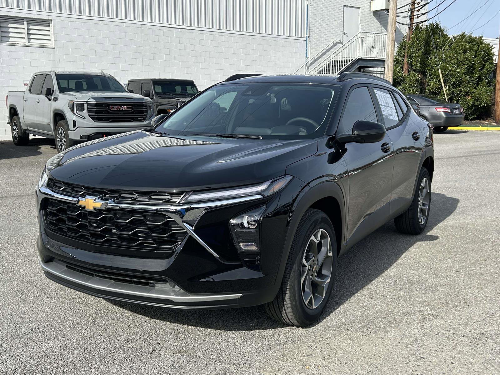 New 2026 Chevrolet Trax LT w/ Driver Confidence Package image 7