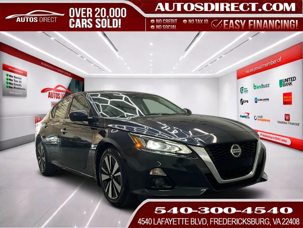 Used 2020 Nissan Altima 2.5 SV image 1