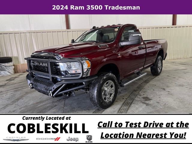 Used 2024 RAM 3500 Tradesman w/ Chrome Appearance Group image 9