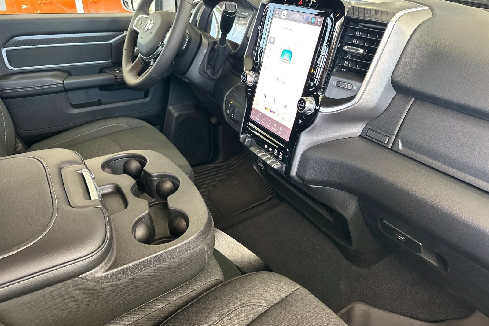 New 2026 RAM 2500 Big Horn AWD/4WD image 16
