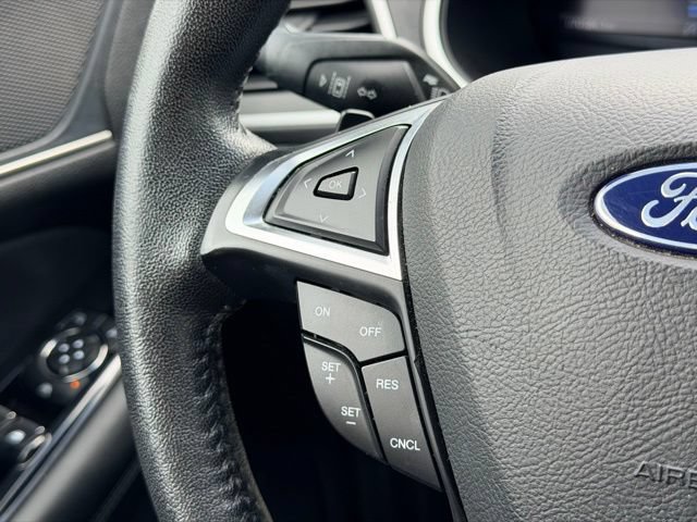 Used 2019 Ford Edge SEL w/ Equipment Group 201A AWD/4WD image 11