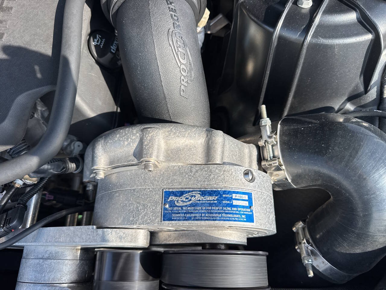 Used 2017 Chevrolet Camaro SS RWD image 31
