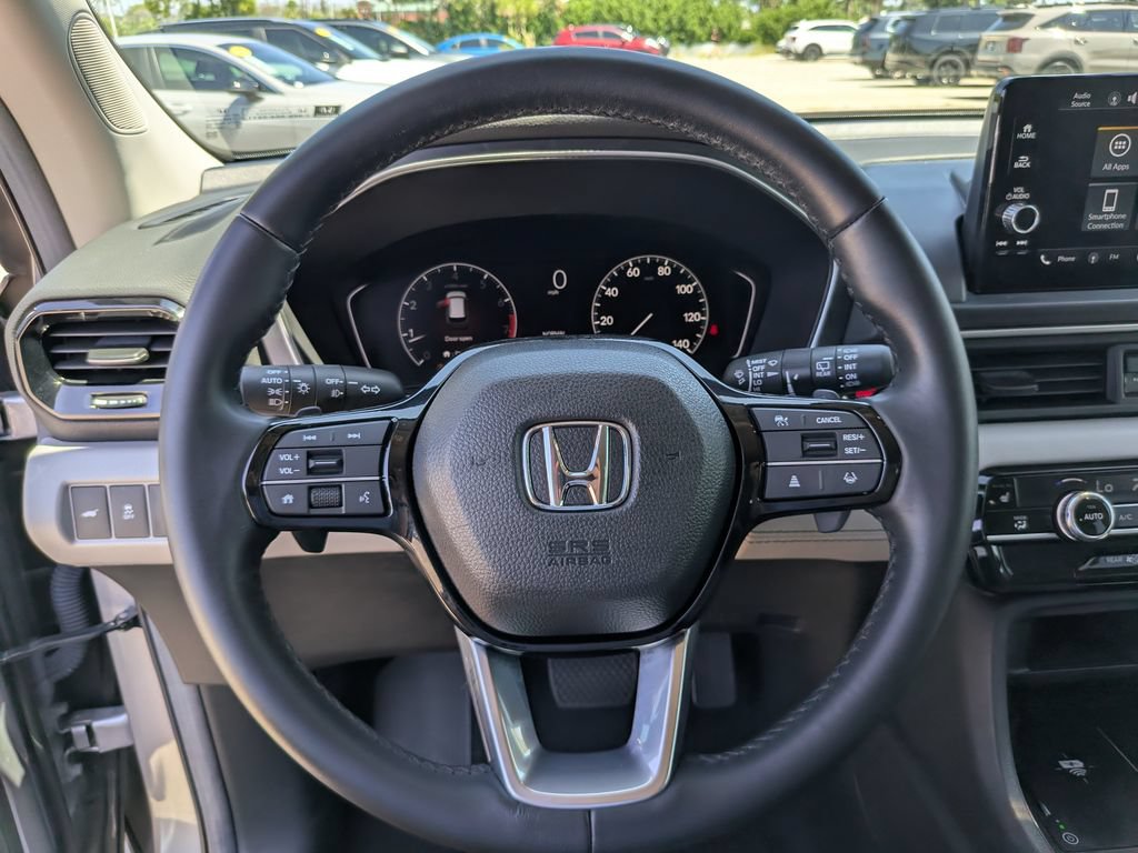 Used 2025 Honda Pilot EX-L image 30