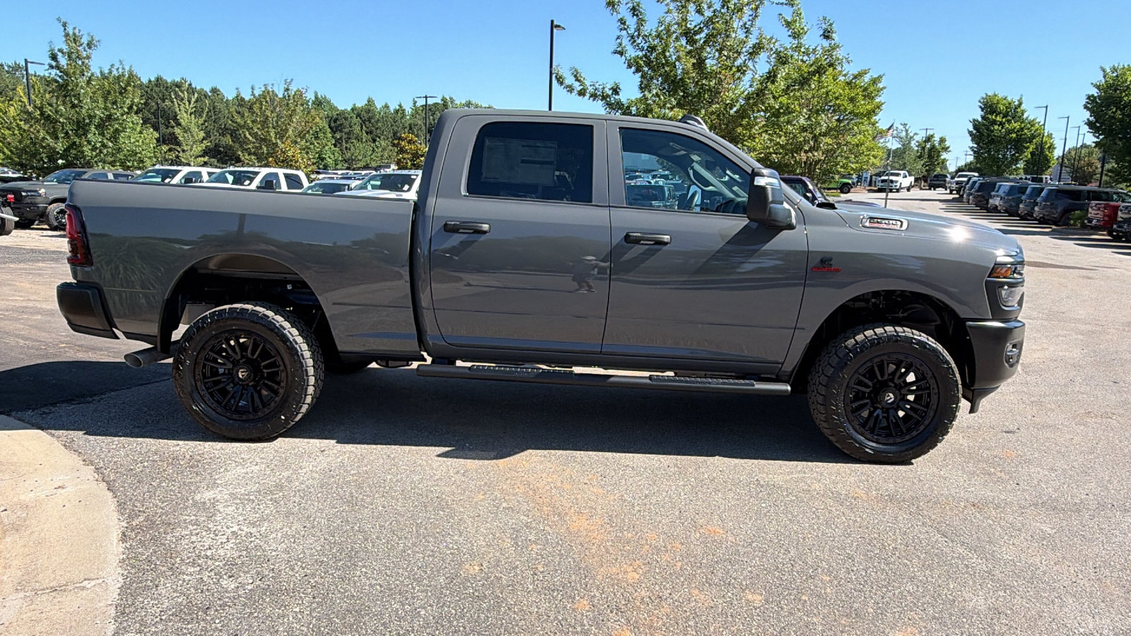 New 2026 RAM 2500 Tradesman AWD/4WD image 7