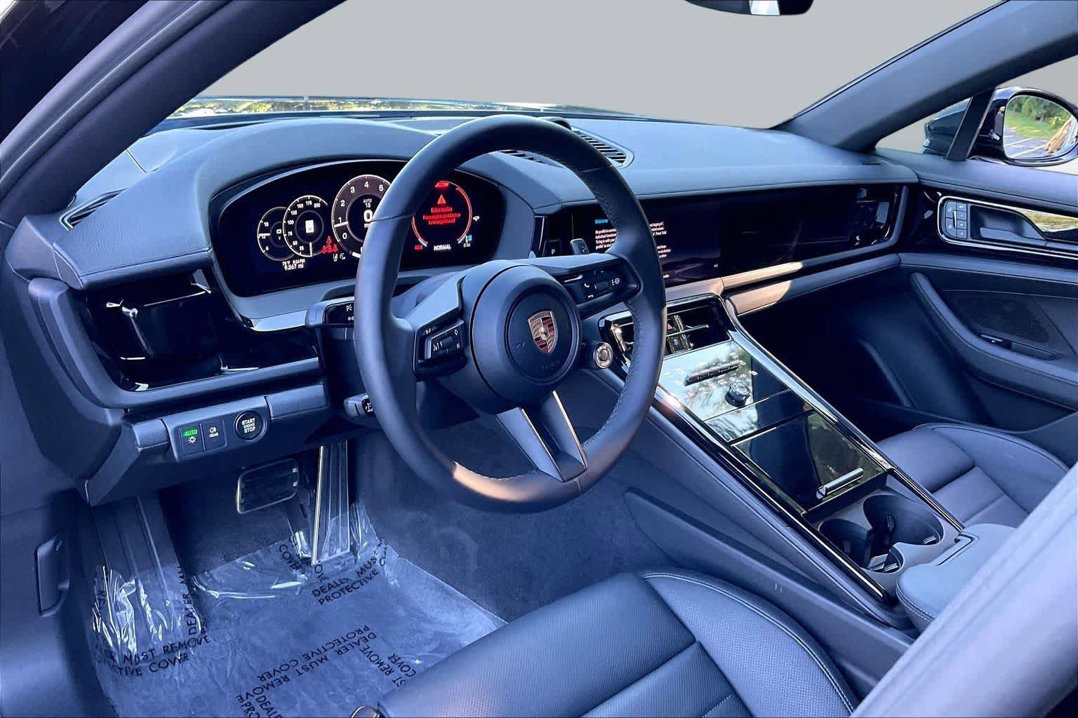 Used 2026 Porsche Panamera 4 AWD/4WD image 17