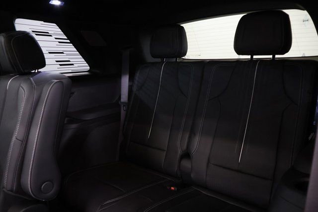 New 2026 Cadillac Vistiq Sport image 28