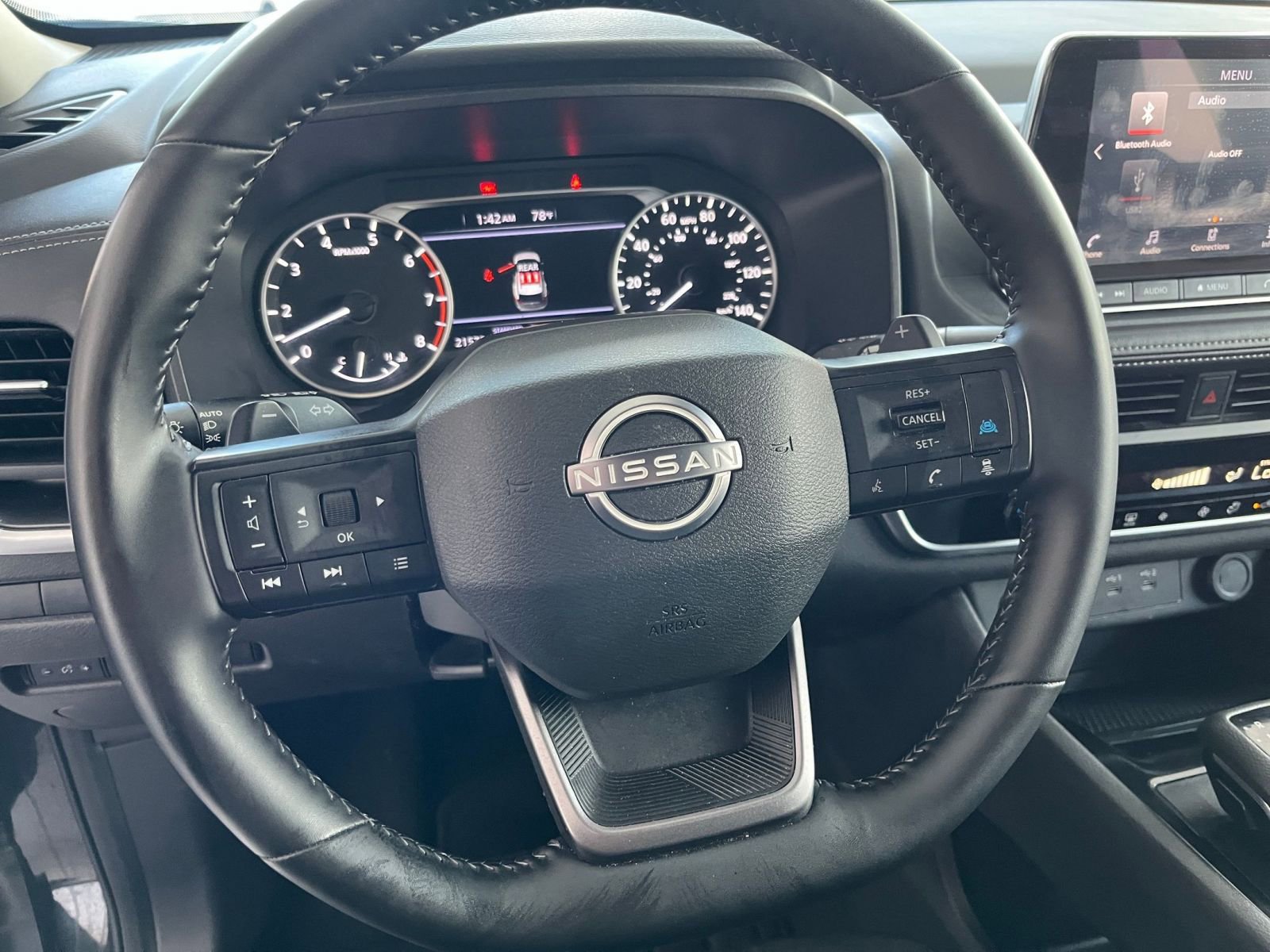 Used 2025 Nissan Rogue SV FWD image 29