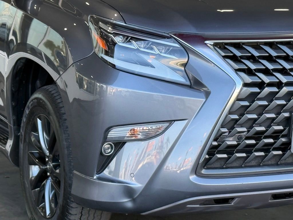 Used 2023 Lexus GX 460 Premium w/ Premium Package image 8