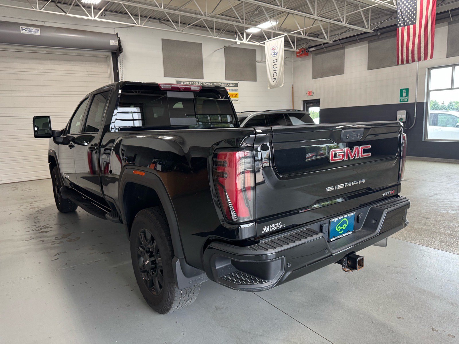 Certified 2024 GMC Sierra 2500 AT4 w/ AT4 Preferred Package AWD/4WD image 7
