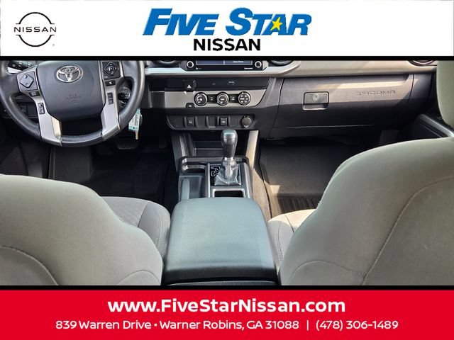 Used 2020 Toyota Tacoma SR5 RWD image 9