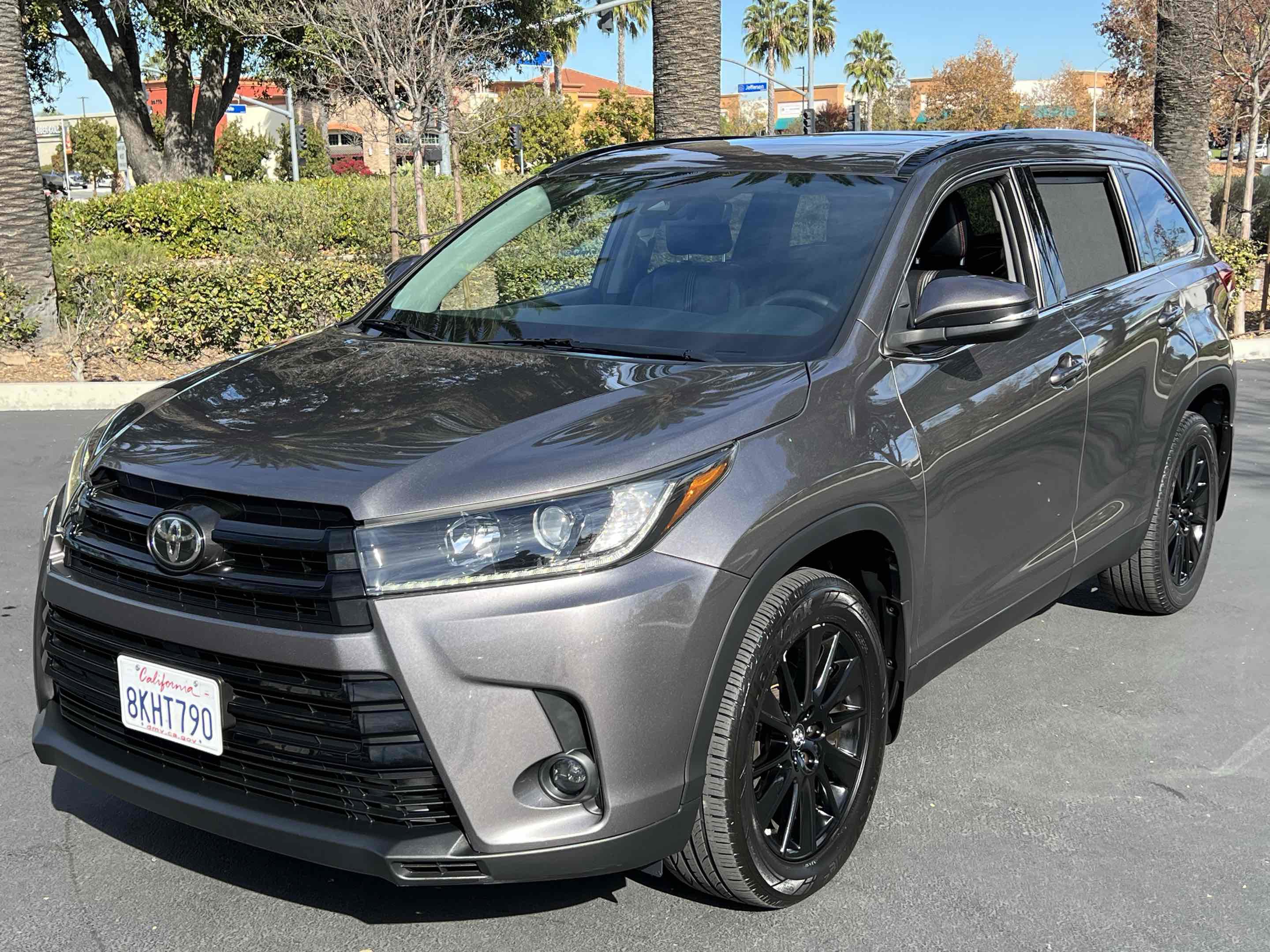 Used 2019 Toyota Highlander XLE image 26