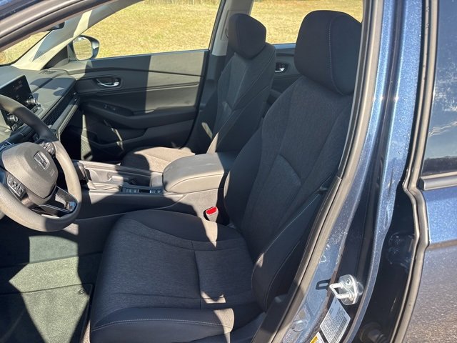 Used 2023 Honda Accord EX image 17