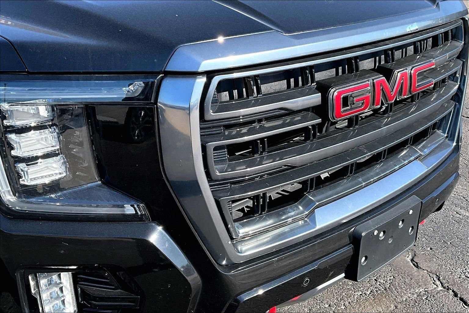 Used 2021 GMC Yukon AT4 w/ AT4 Premium Plus Package image 31