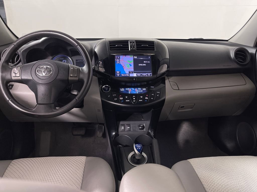 Used 2014 Toyota RAV4 EV FWD image 12