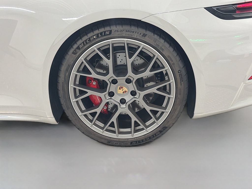 Certified 2026 Porsche 911 Carrera S RWD image 32