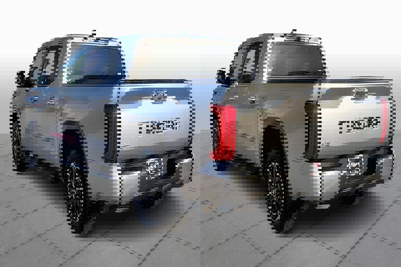 Used 2024 Toyota Tundra Limited w/ Power Package image 22