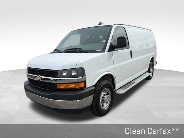 Used 2024 Chevrolet Express 2500 w/ Driver Convenience Package image 7