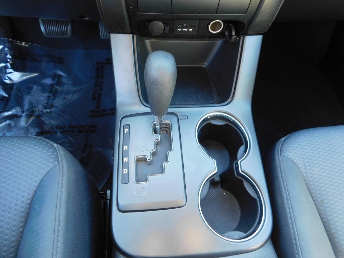 Used 2013 Kia Sorento LX image 14