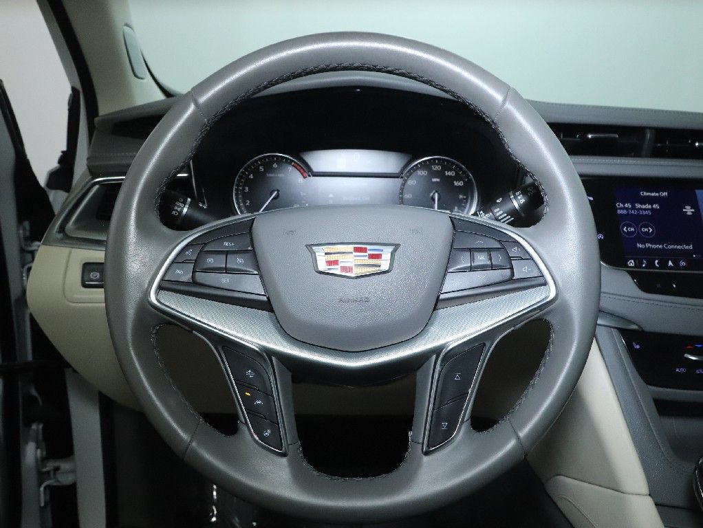 Used 2020 Cadillac XT5 Premium Luxury w/ LPO, Floor Liner Package AWD/4WD image 22