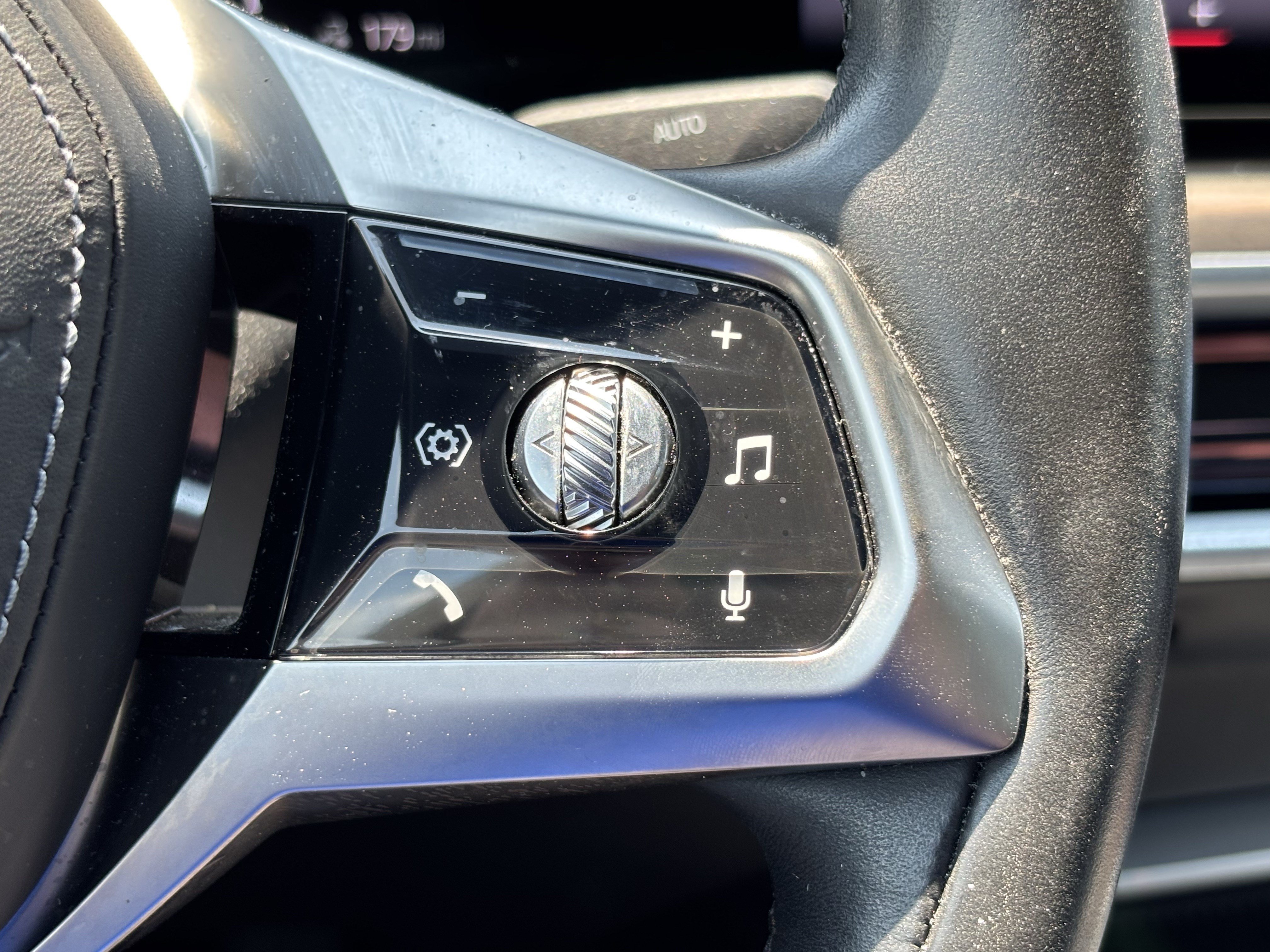Certified 2023 BMW i7 xDrive60 AWD/4WD image 20