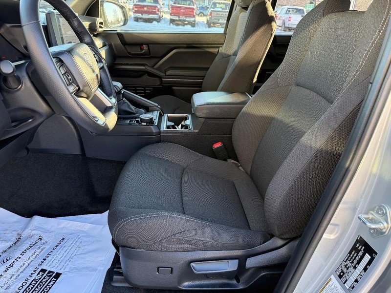 Used 2025 Toyota 4Runner SR5 image 16