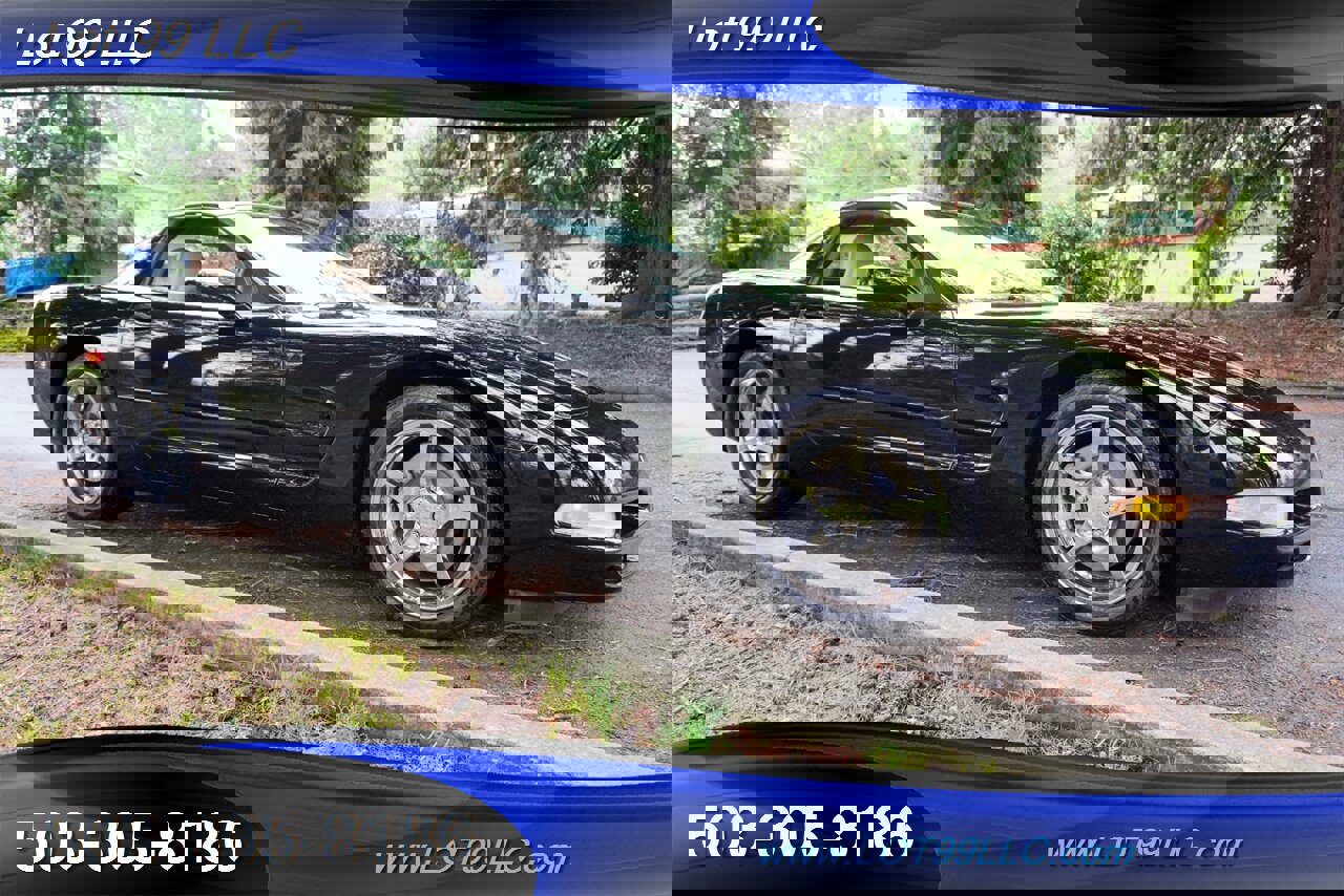 Used 2004 Chevrolet Corvette Coupe w/ Preferred Equipment Group image 7