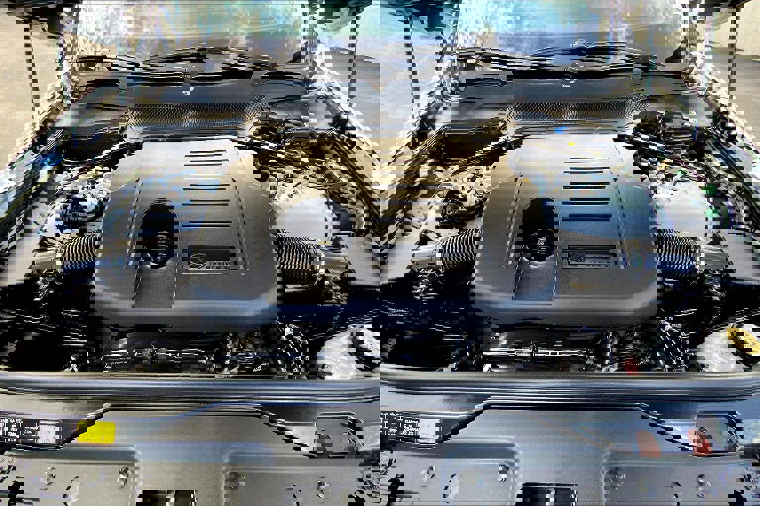 Used 2024 Land Rover Discovery Metropolitan Edition image 29