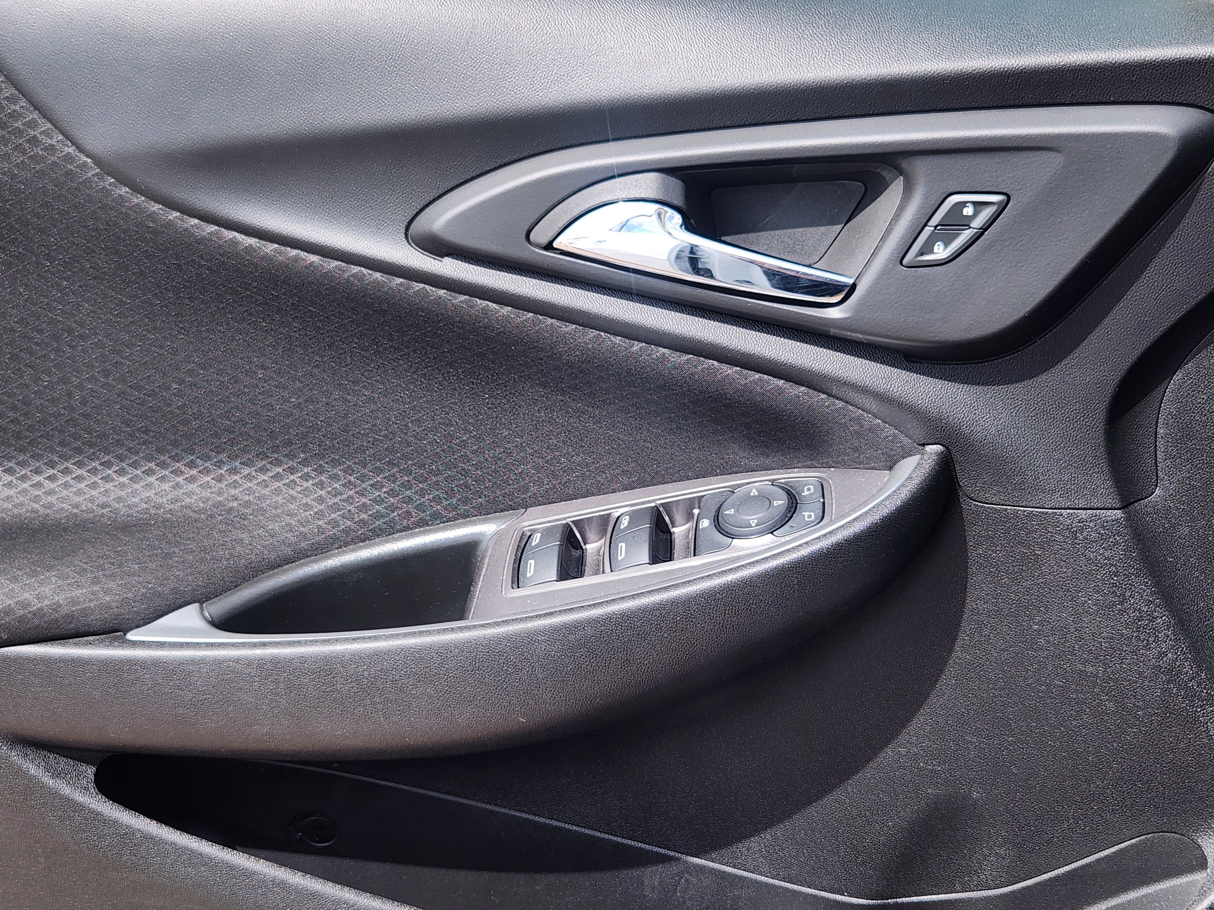 Used 2024 Chevrolet Malibu LT FWD image 17