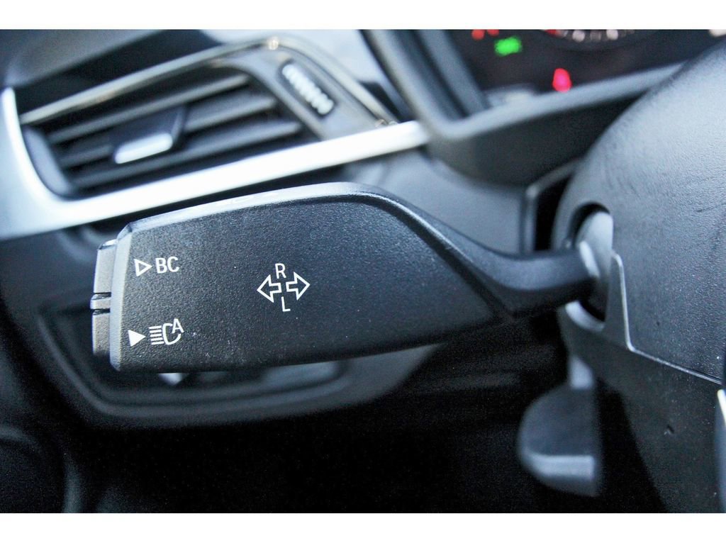 Used 2019 BMW X1 sDrive28i image 16