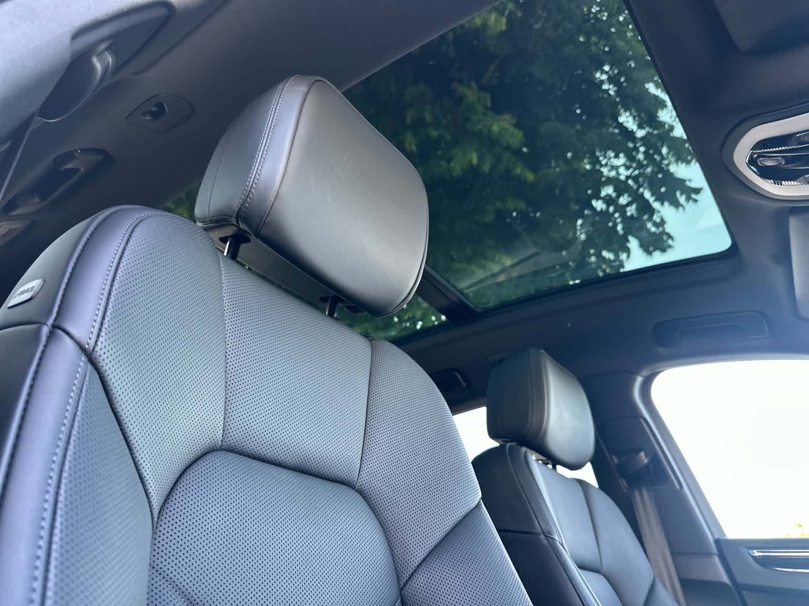 New 2026 Porsche Macan AWD/4WD image 18