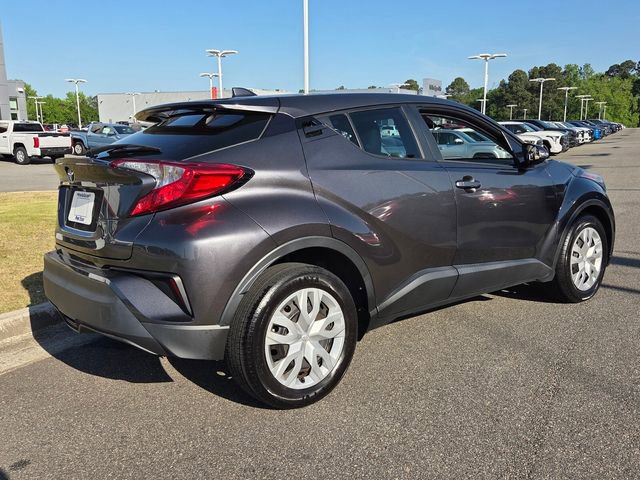 Used 2021 Toyota C-HR LE FWD image 12