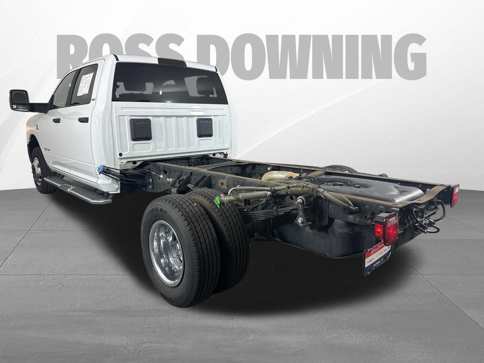 Used 2024 RAM 3500 SLT w/ Quick Order Package 2YG SLT AWD/4WD image 5