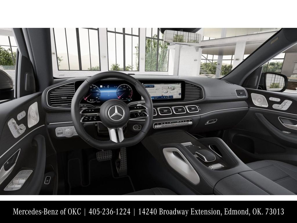 New 2026 Mercedes-Benz GLS 580 4MATIC image 3