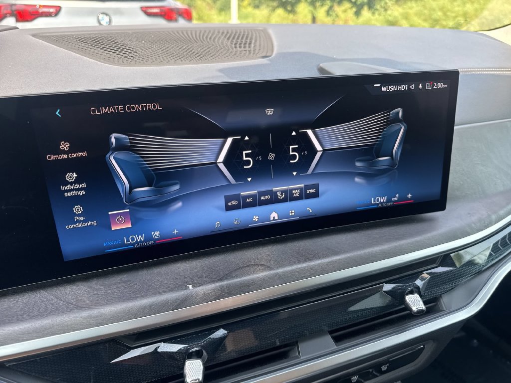 Certified 2025 BMW X7 xDrive40i AWD/4WD image 12