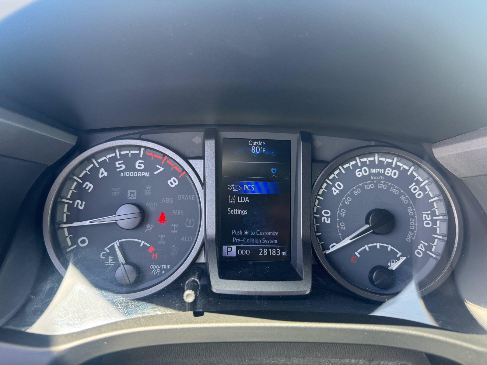 Used 2021 Toyota Tacoma TRD Off-Road w/ Technology Package AWD/4WD image 21