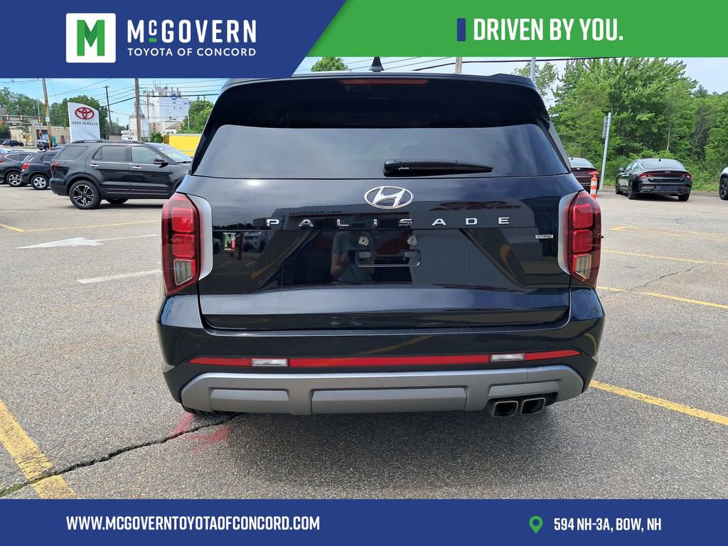 Used 2024 Hyundai Palisade SEL w/ Premium Package AWD/4WD image 4