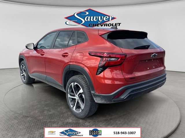 Used 2024 Chevrolet Trax RS w/ Driver Confidence Package image 3