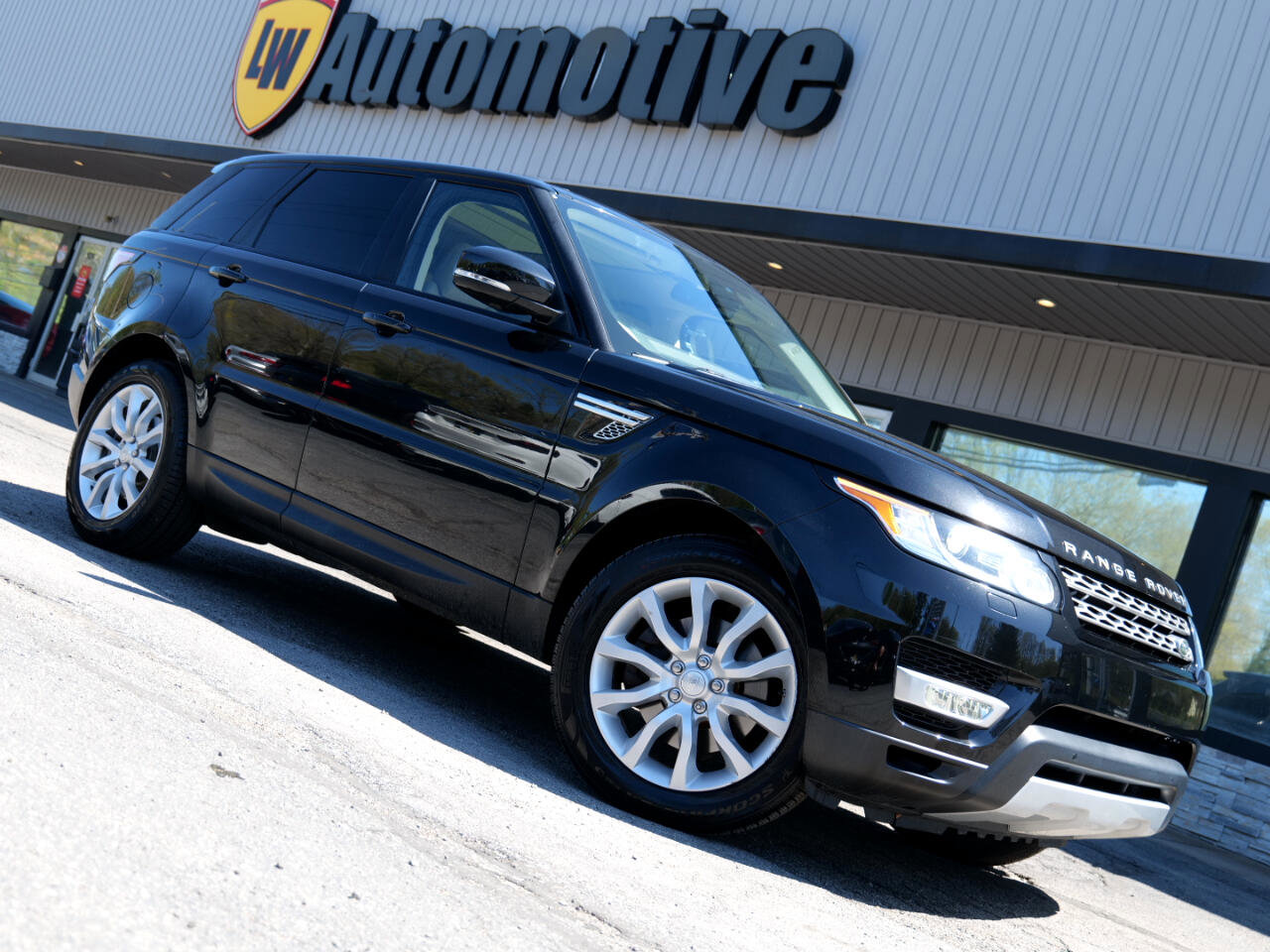 Used 2015 Land Rover Range Rover Sport HSE image 1