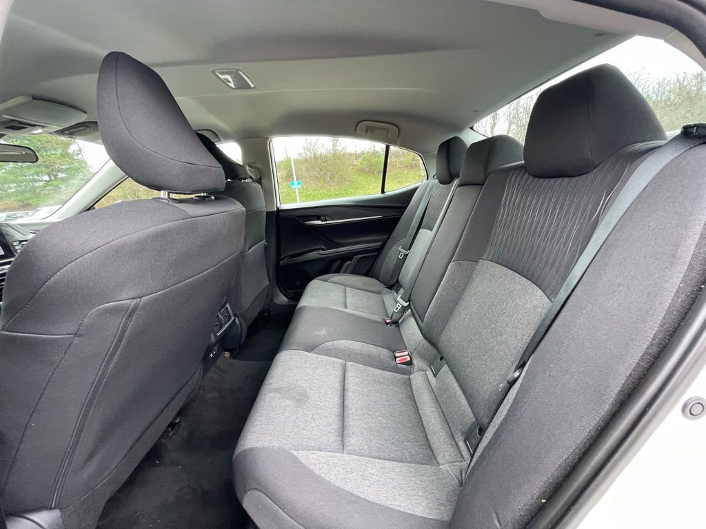 Used 2025 Toyota Camry LE FWD image 18