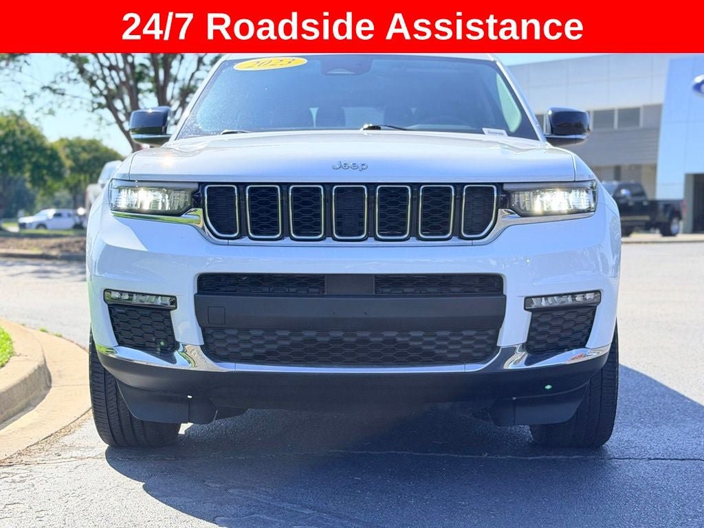 Used 2023 Jeep Grand Cherokee L Limited w/ Trailer Tow Group (B) AWD/4WD image 5