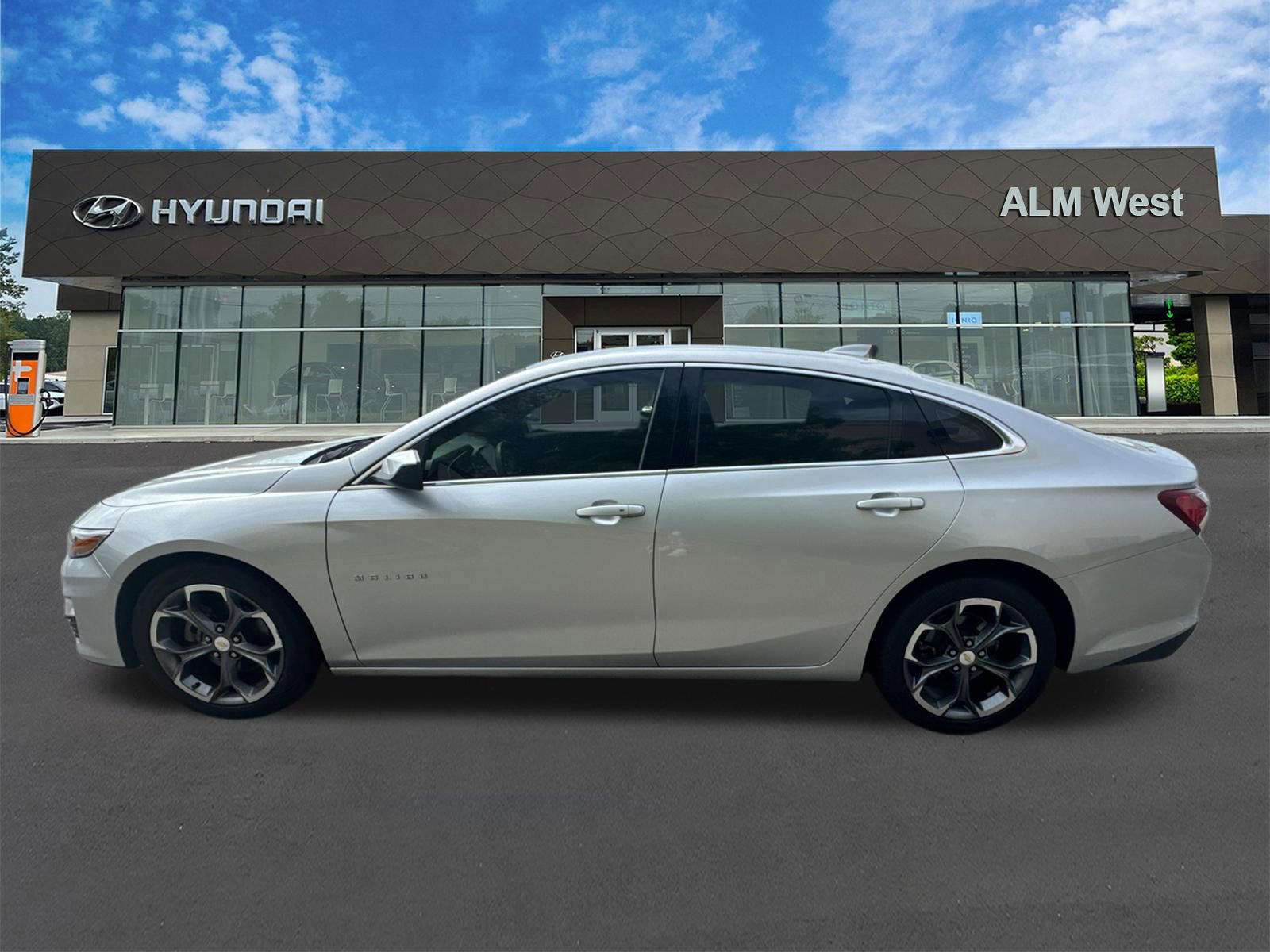 Used 2020 Chevrolet Malibu LT FWD image 8