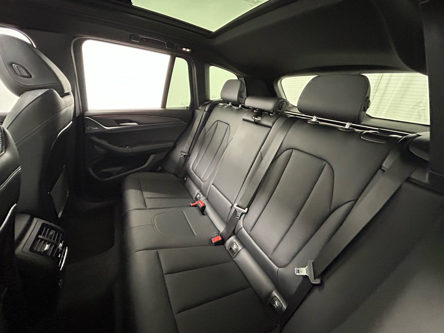 Used 2023 BMW X3 xDrive30i w/ M Sport Package image 30